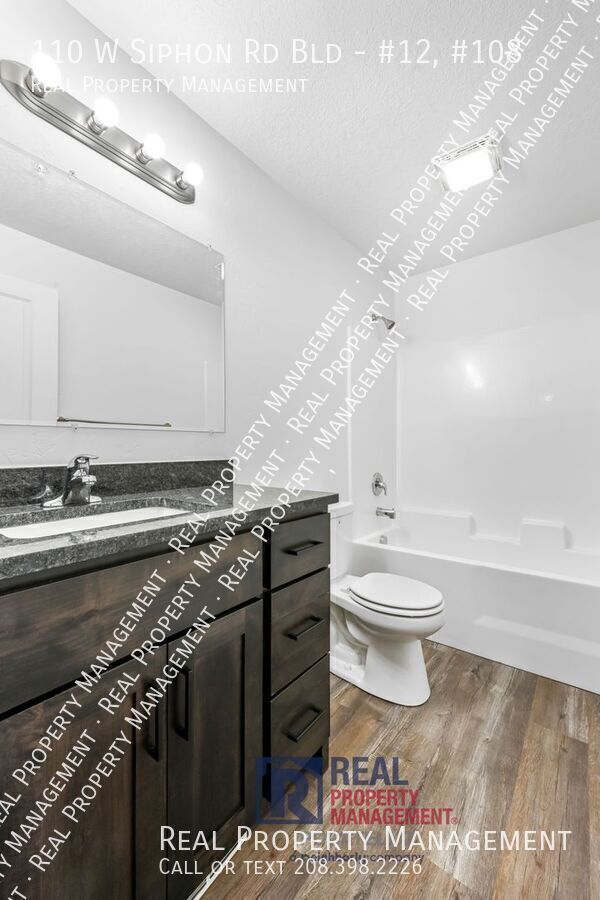 Building Photo - 110 W Siphon Rd