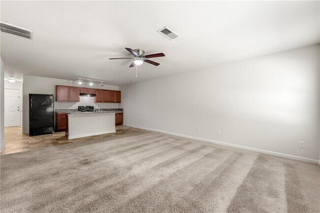 Building Photo - 2383 Hackamore Dr