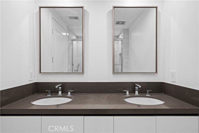 Building Photo - 4214 Fulton Ave