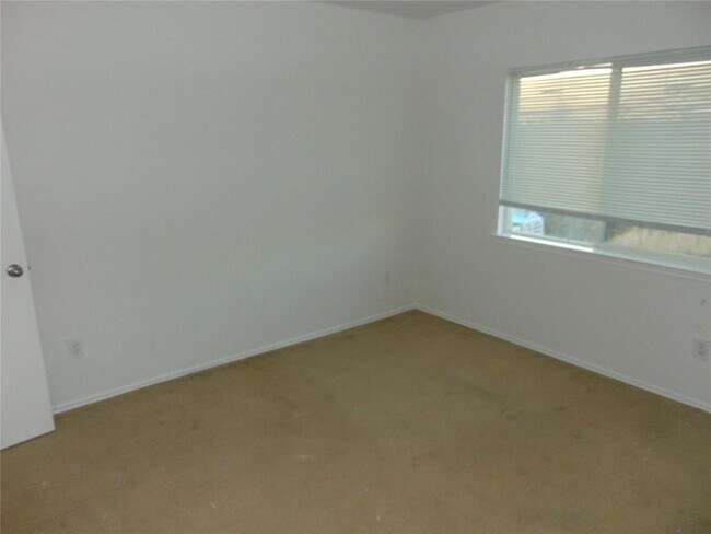 Building Photo - 6511 Colonial Rose Ln