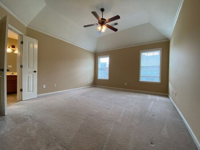Building Photo - BARTLETT RENTAL HOME 3 BEDROOM 2 BATHROOM WITH FENCED BACKYARD