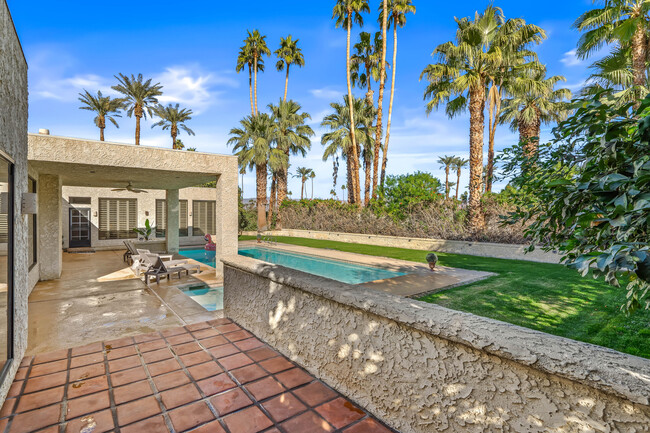 Building Photo - 45450 Rancho Palmeras Dr