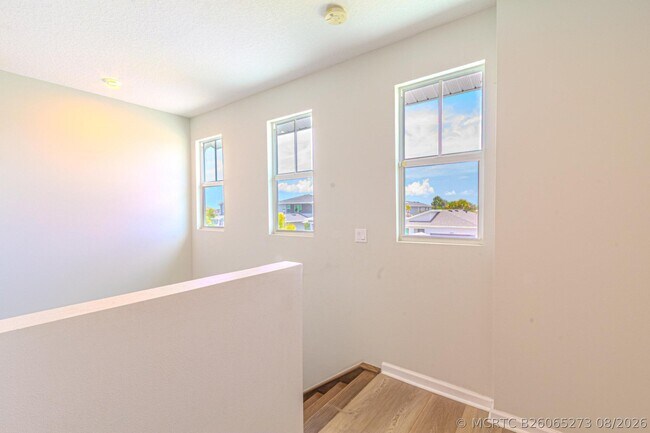 Building Photo - 10696 SW Estella Ln