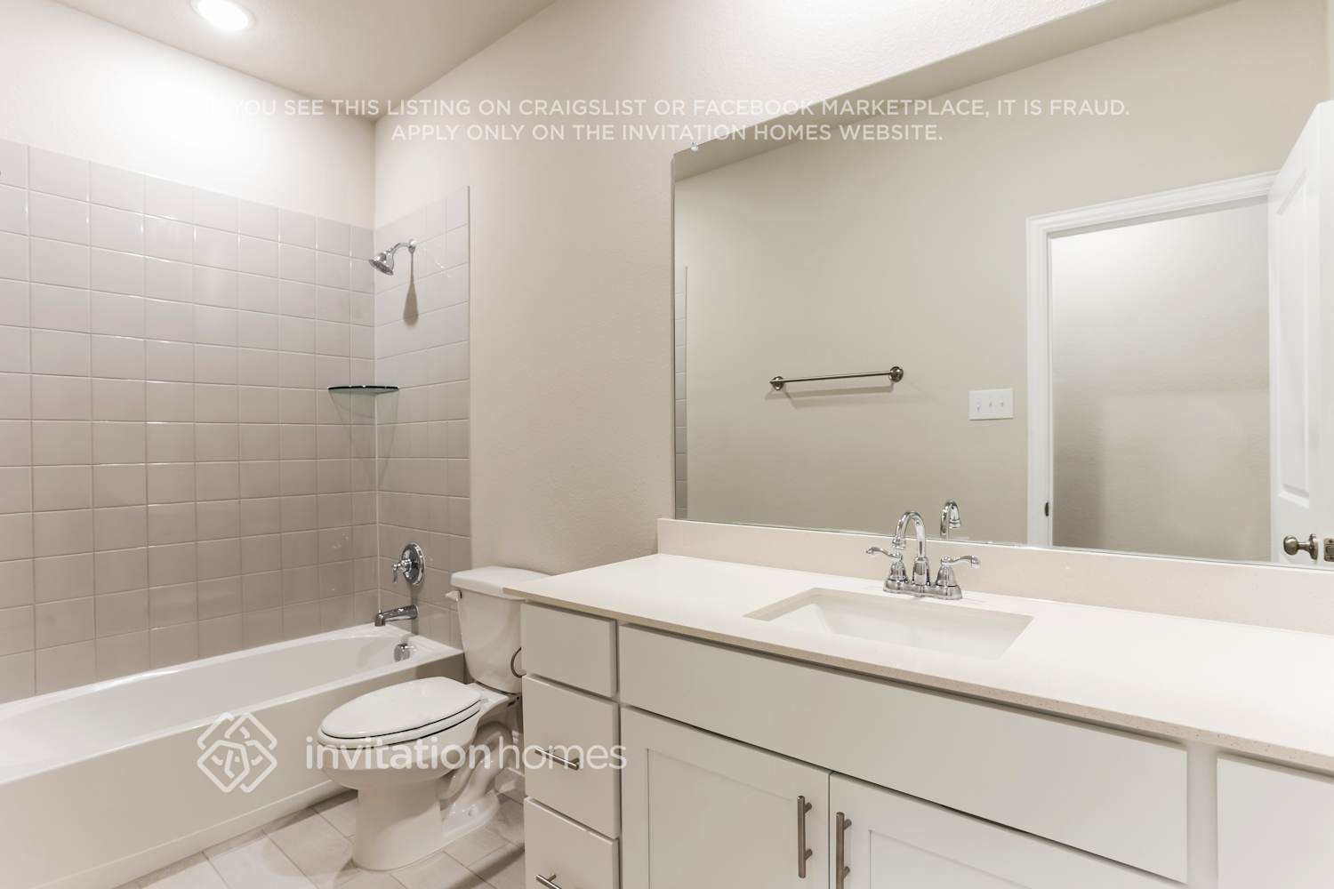 Building Photo - 701 Rain Barrel Pl