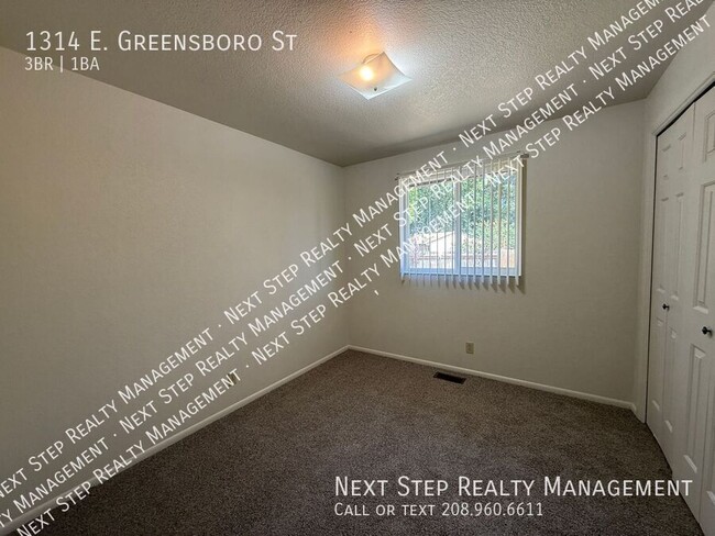 Building Photo - 1314 E Greensboro St