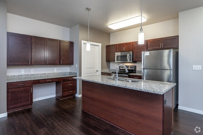 Interior Photo - Shadow Bay Apartments