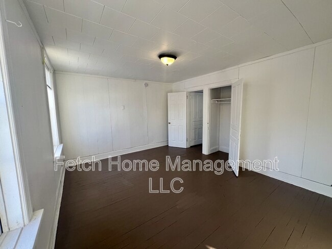 Building Photo - 26 N 16th St