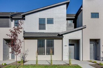 Building Photo - Location, Community, Quality Living...It all starts here!