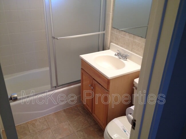 Building Photo - 6188 Stanley Dr