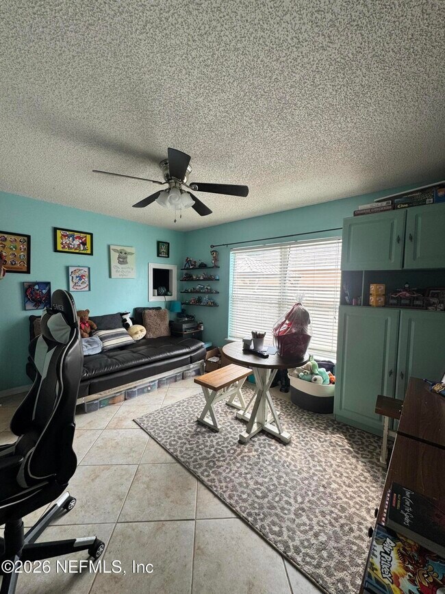 Building Photo - 12341 Glenn Hollow Dr