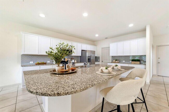 Building Photo - 1116 La Conterra Blvd