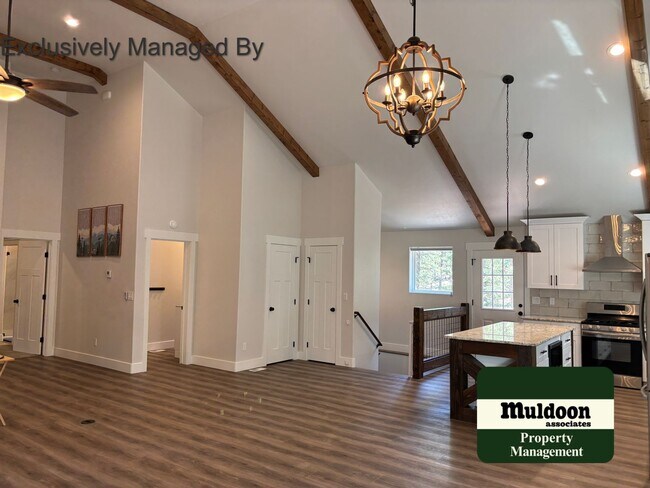 Building Photo - 294 Southpark Rd