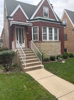 Building Photo - 3012 Wisconsin Ave