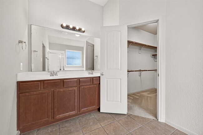 Building Photo - 9214 Cavalier Ln