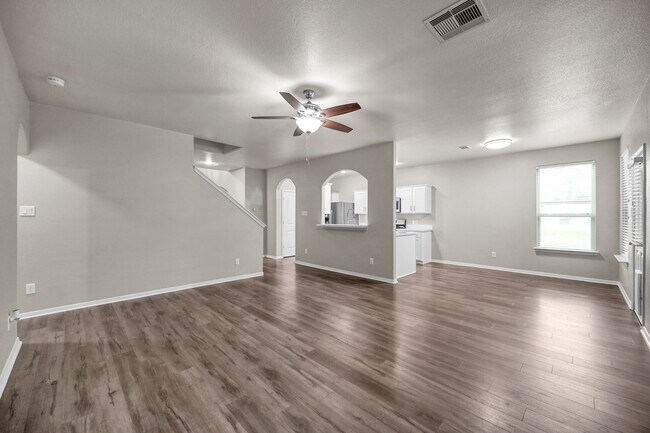 Building Photo - 9575 E Woodmark