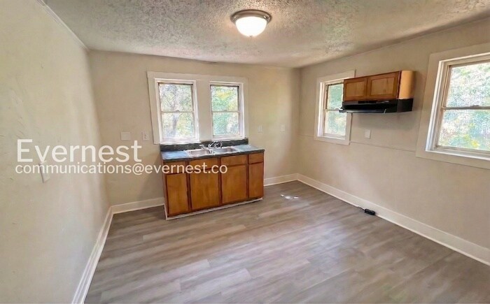 Building Photo - 218 73rd St N