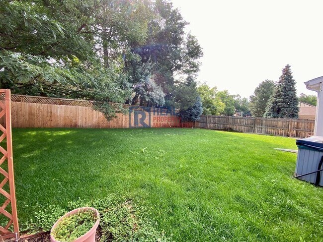 Building Photo - 5932 S Dayton Ct