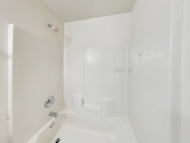 Building Photo - 8627 Challenger Dr