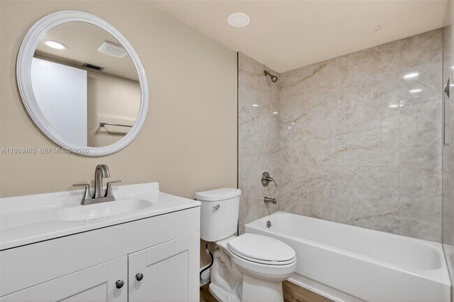 Building Photo - 12500 SW 5th Ct