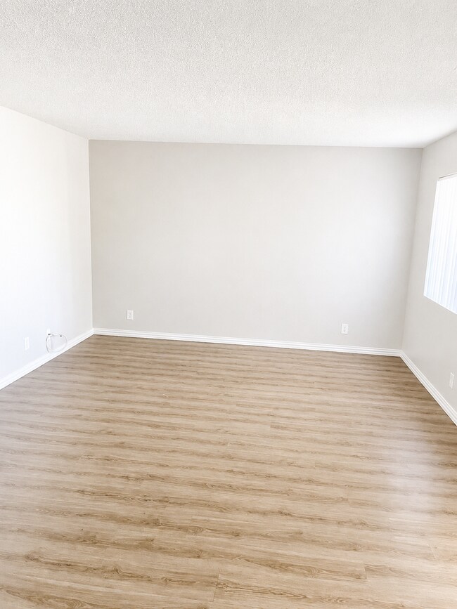 Building Photo - 16352 Pebble Beach Dr