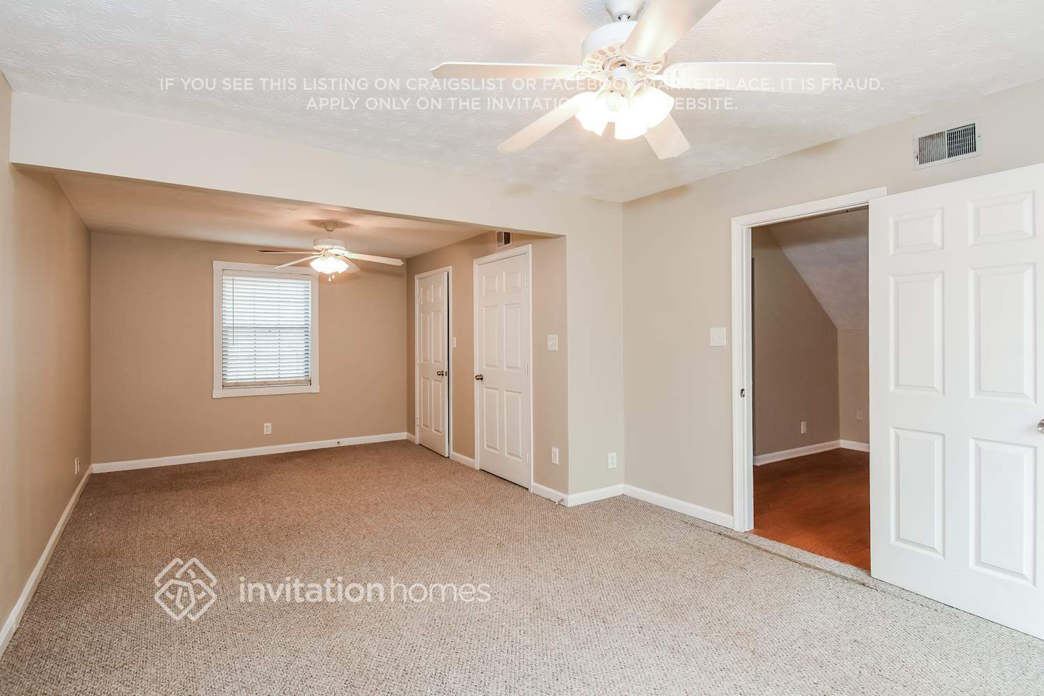 Building Photo - 2204 Post Oak Dr