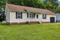 Building Photo - 157 Oak Tree Dr