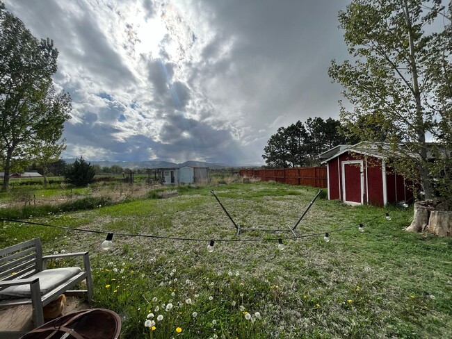 Building Photo - Fantastic Duplex Unit in West Fort Collins