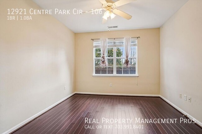 Building Photo - 12921 Centre Park Cir