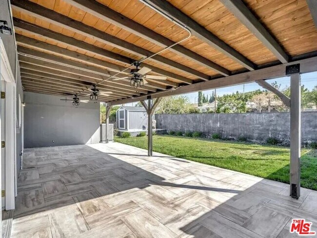 Building Photo - 28040 Ermine Pl