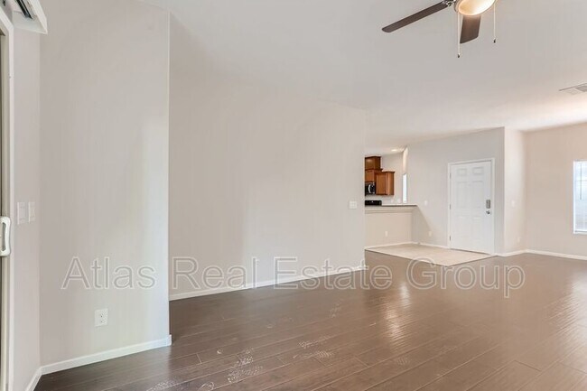 Building Photo - 9544 Alma Ridge Ave