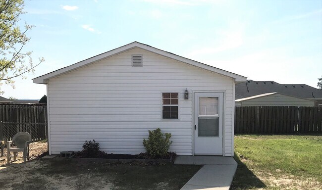 Building Photo - 4605 Crested Butte Rd