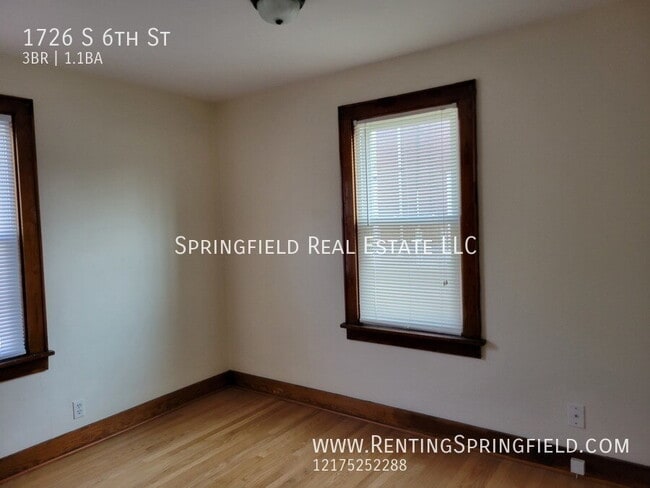 Building Photo - “Old School Cool” — 3 Bed with 3-Car Garage + Tons of Parking