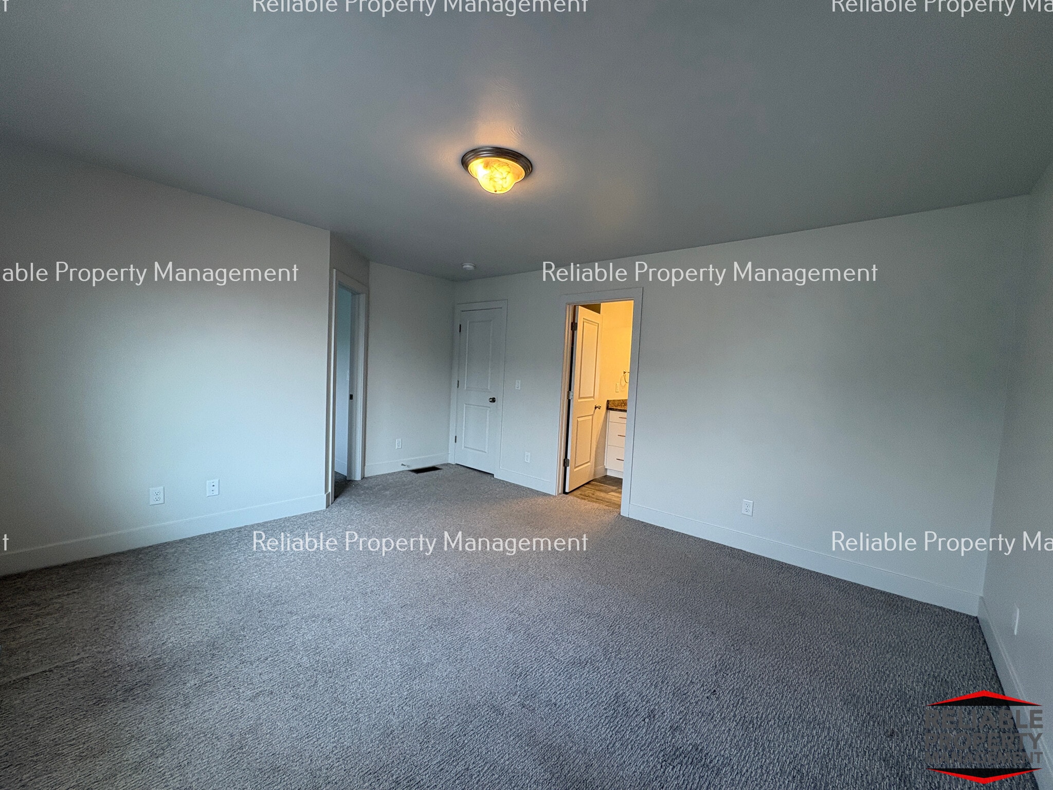 Building Photo - 140 S Emery Ln