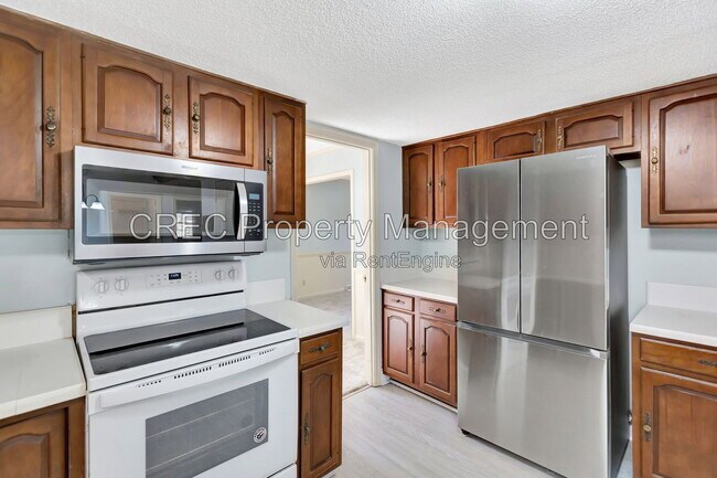 Building Photo - 321 Shaftesbury Ln