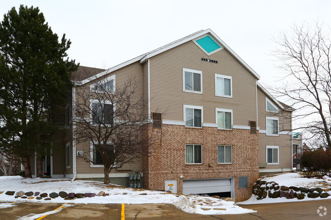 Building Photo - Blueberry Hill Apartments