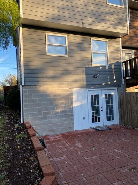 Building Photo - 3492 Frye Ave