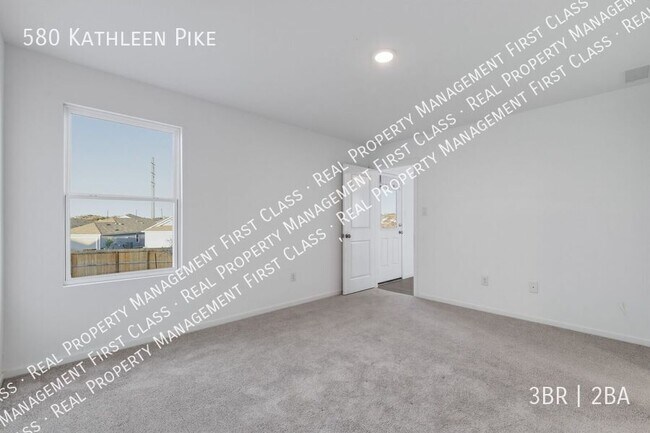 Building Photo - 580 Kathleen Pike