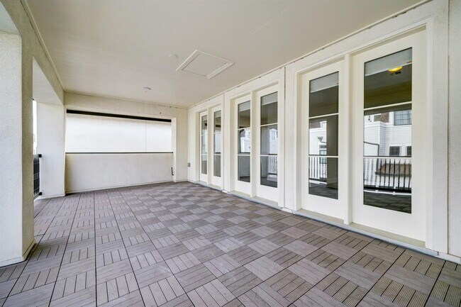 Building Photo - 30 Southside Cir