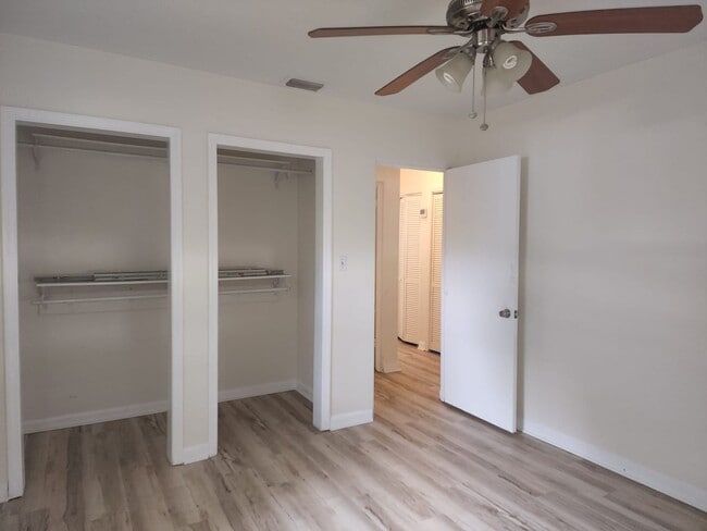 Building Photo - 3 Bedroom 1 Bath Home in Central Gulfport