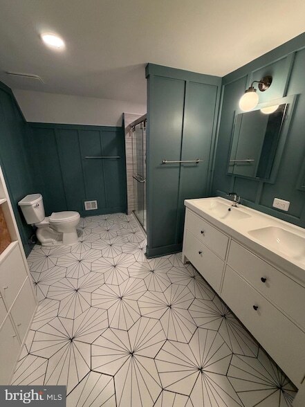 Building Photo - 7000 Old Cabin Ln