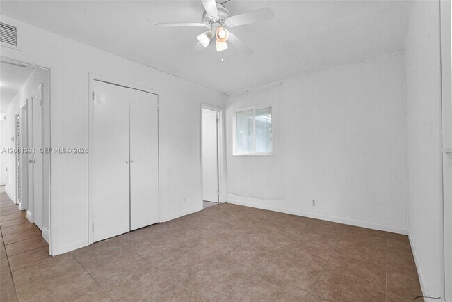 Building Photo - 3541 NW 7th Pl