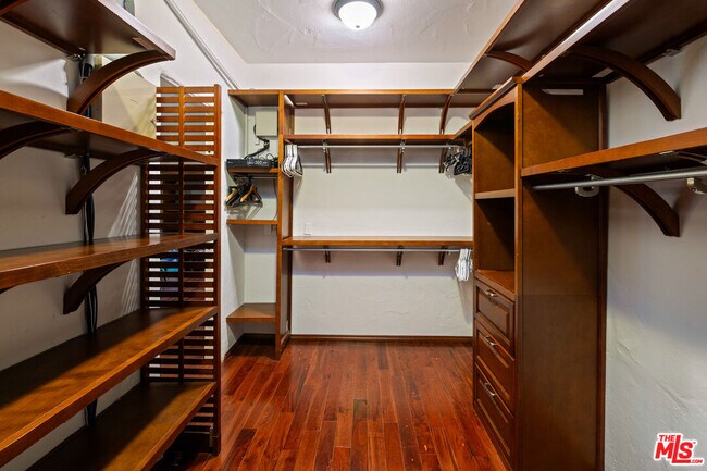 Building Photo - 503 Vera Canyon Dr