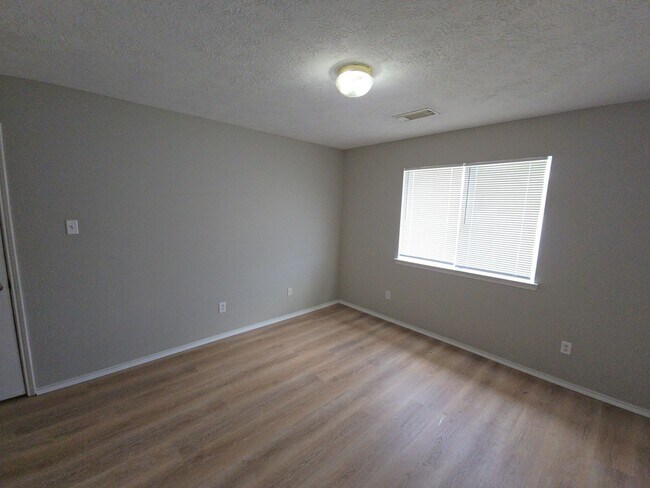 Building Photo - 21802 Westfield Ridge Dr