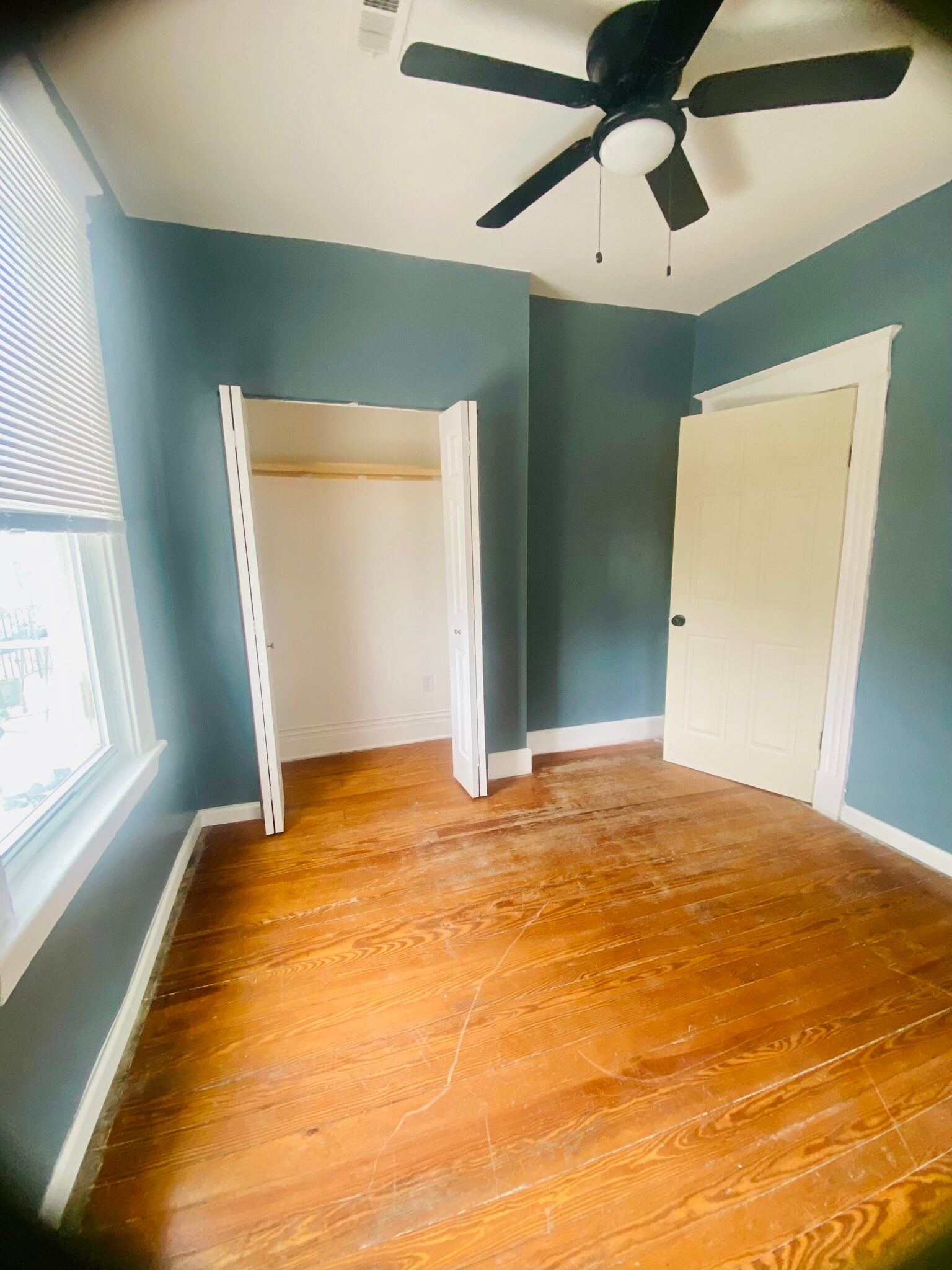 Bedroom - 2915 Griffin Avenue