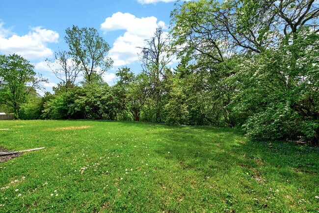 Building Photo - 931 Waycross Rd