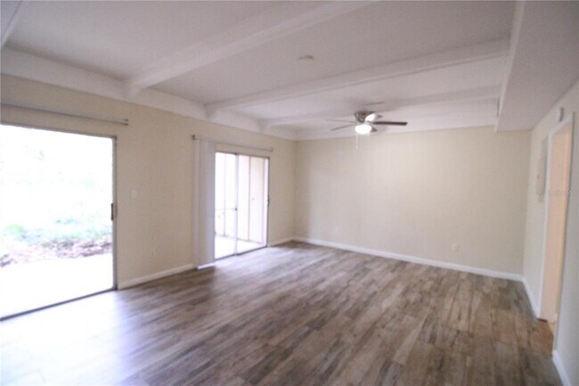 Building Photo - 507 NW 39th Rd