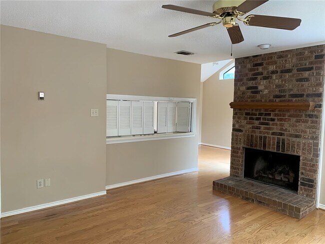 Building Photo - What's special