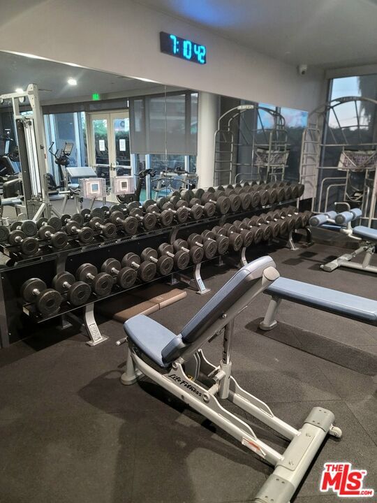 Building Photo - 629 Traction Ave