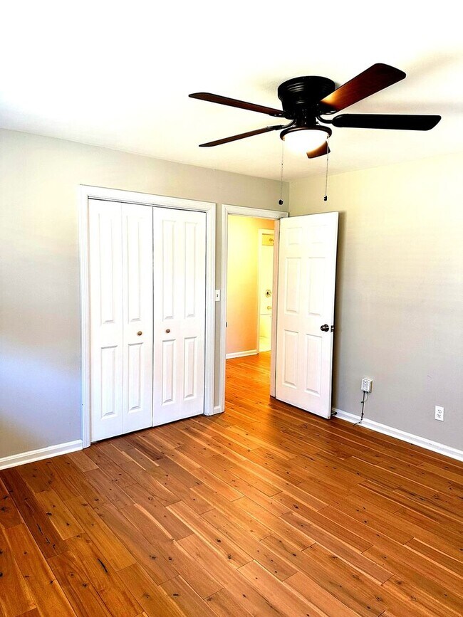 Building Photo - Charming 3BR House in Atlanta