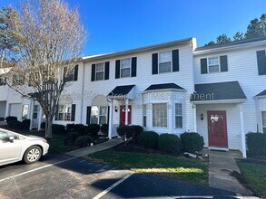 Building Photo - 114 Pointe Crest Ct